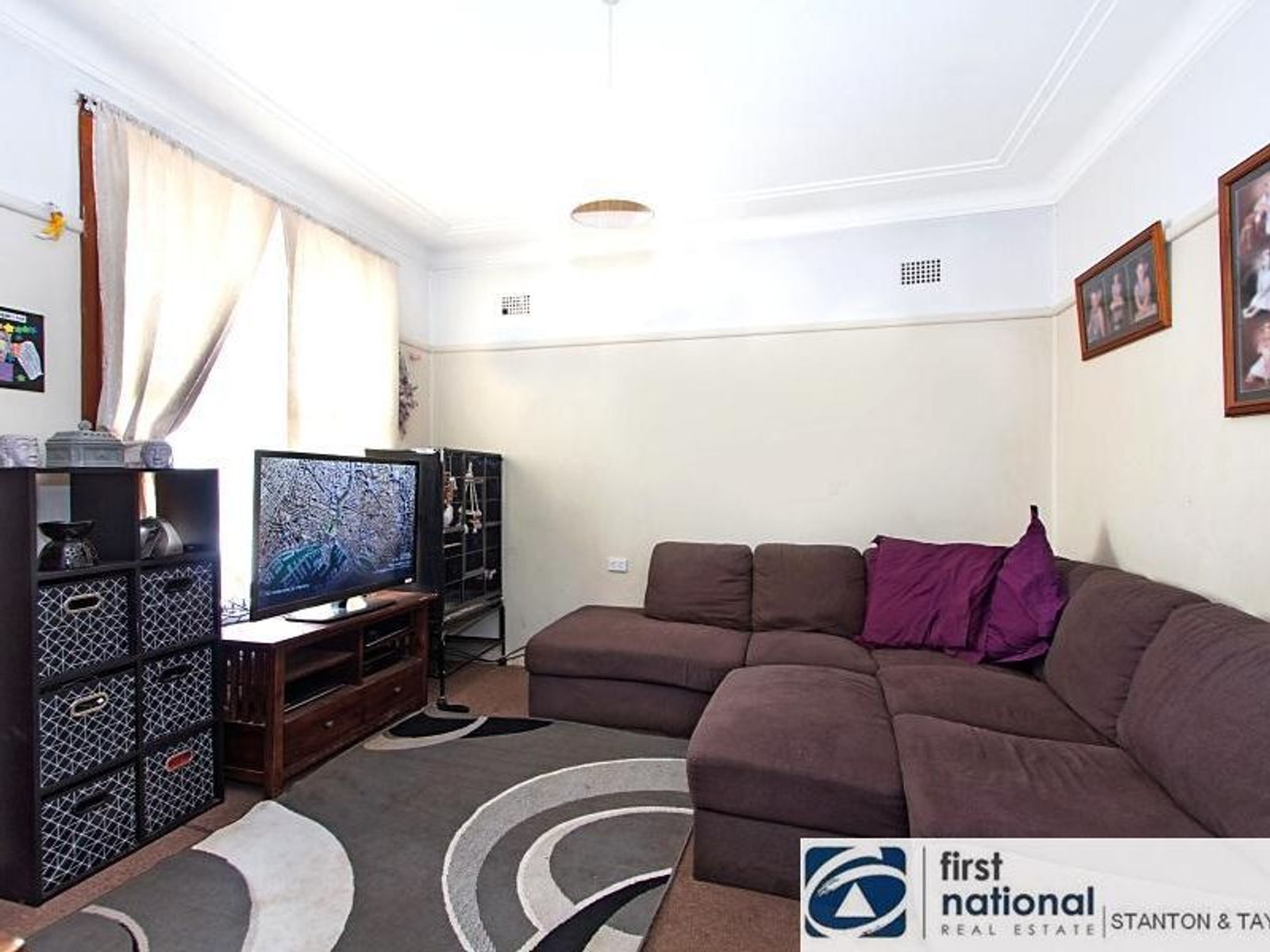 22 Fragar Road, South Penrith - Thumbnail 4