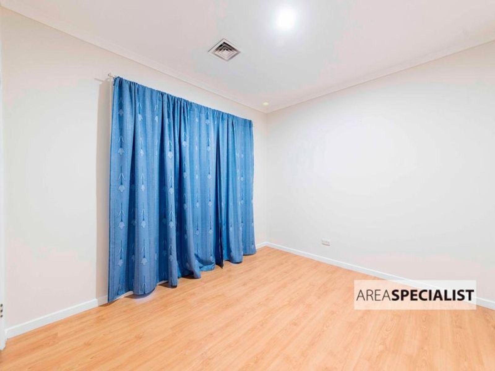 2 Cheshunt Court, Cranbourne North, VIC 3977, Cranbourne North - Thumbnail 5