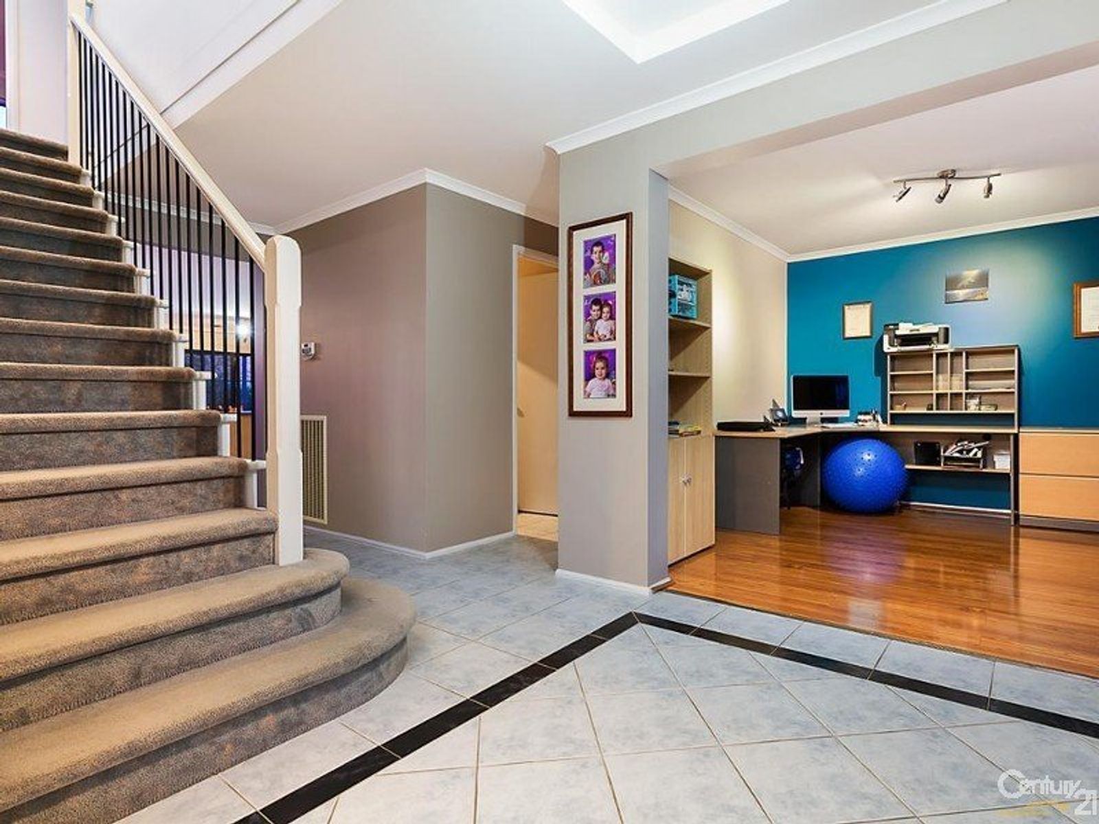 68 Robinswood Parade, Narre Warren South - Thumbnail 4