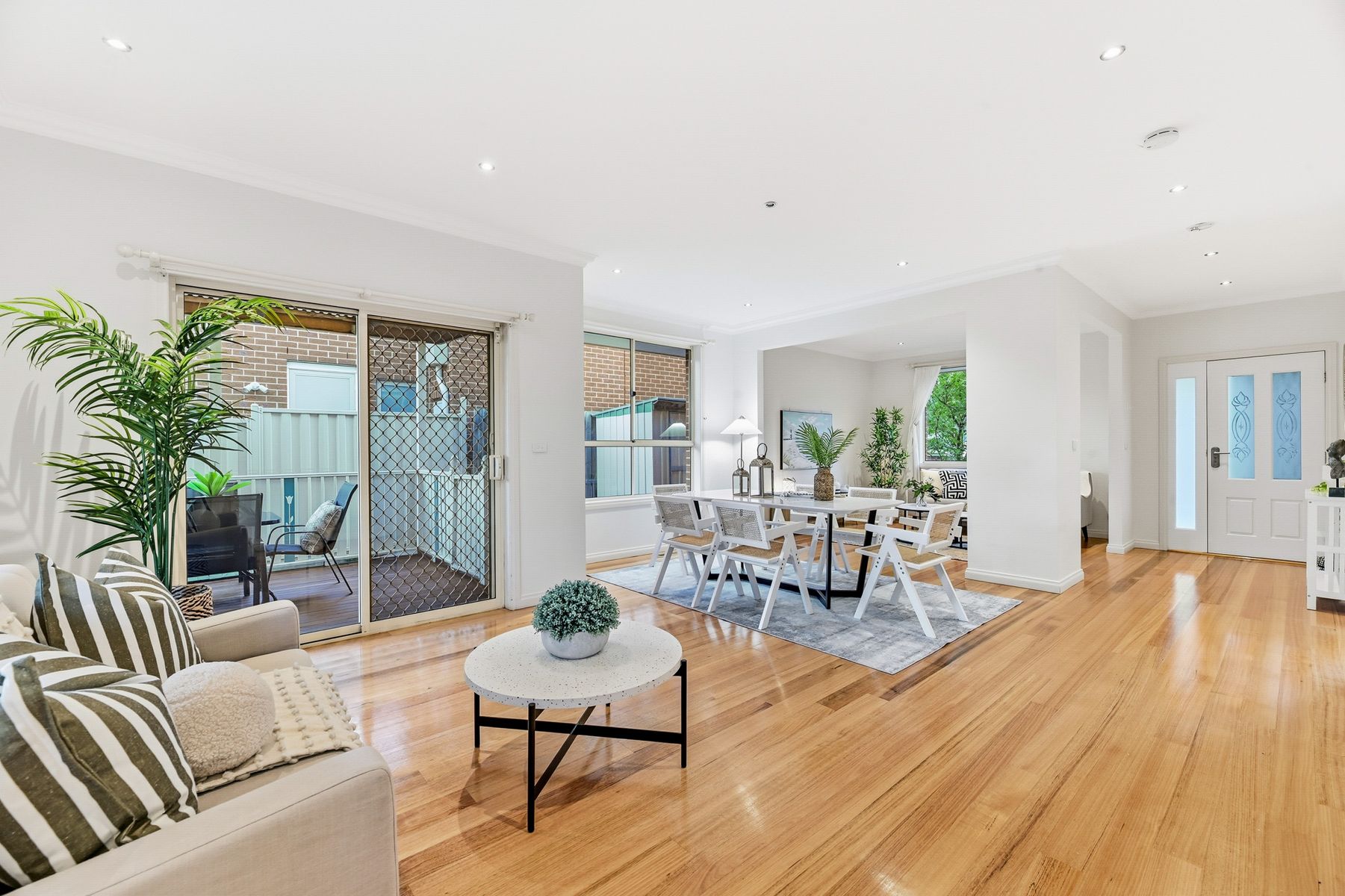 2B Begonia Street, Box Hill South, VIC 3128, Box Hill South - Thumbnail 3