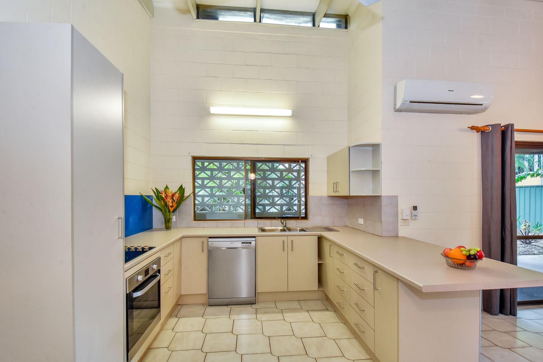 2/12 Martin Crescent, Coconut Grove NT 0810, Coconut Grove - Thumbnail 6