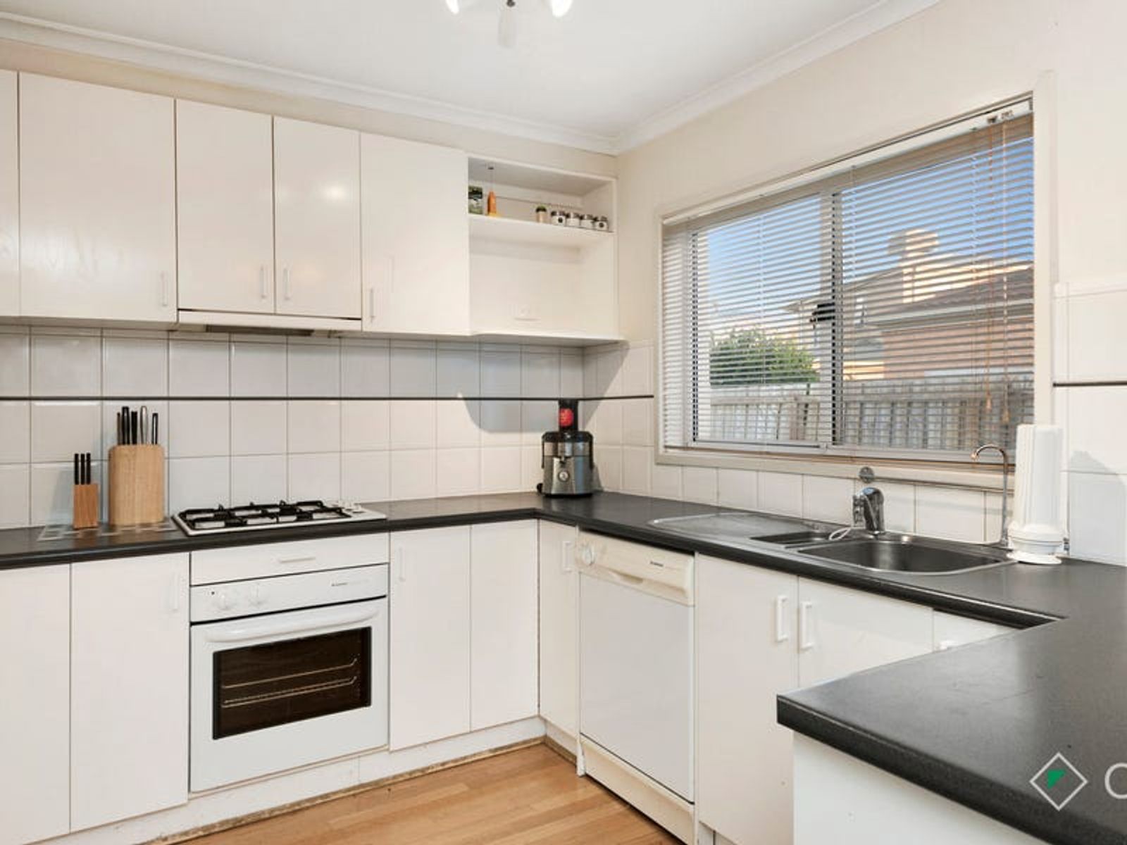 102 David Collins Drive, Endeavour Hills, VIC 3802, Endeavour Hills - Thumbnail 3