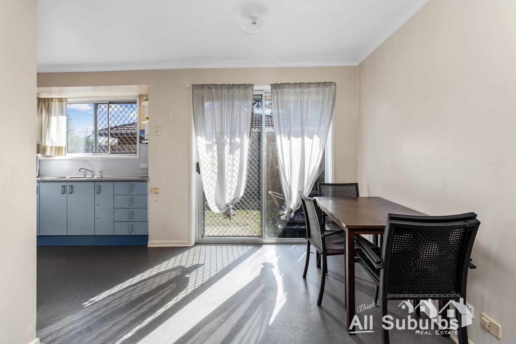6 Bianca Street, Loganlea QLD 4131, Loganlea - Thumbnail 3