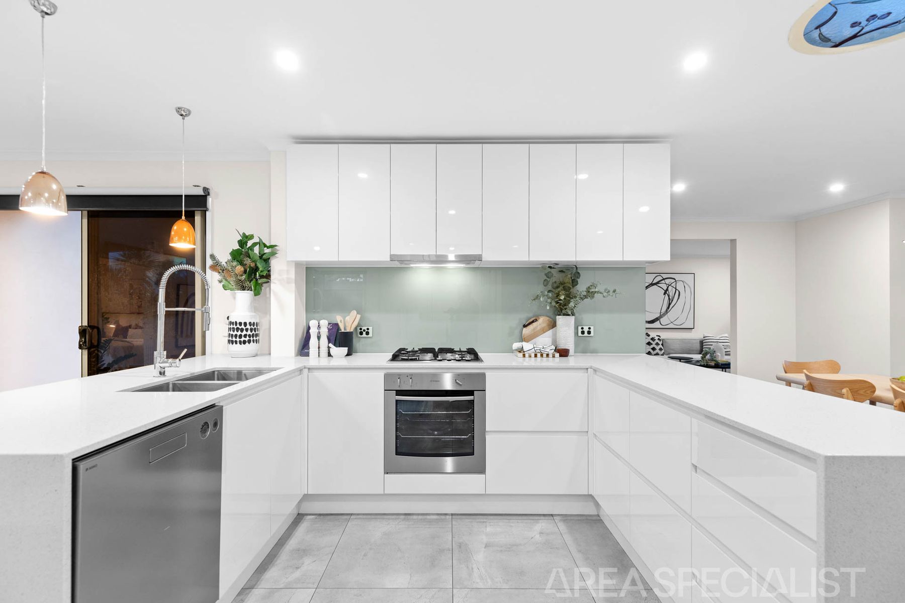 33 Hornsby Drive, Langwarrin, VIC 3910, Langwarrin - Thumbnail 4
