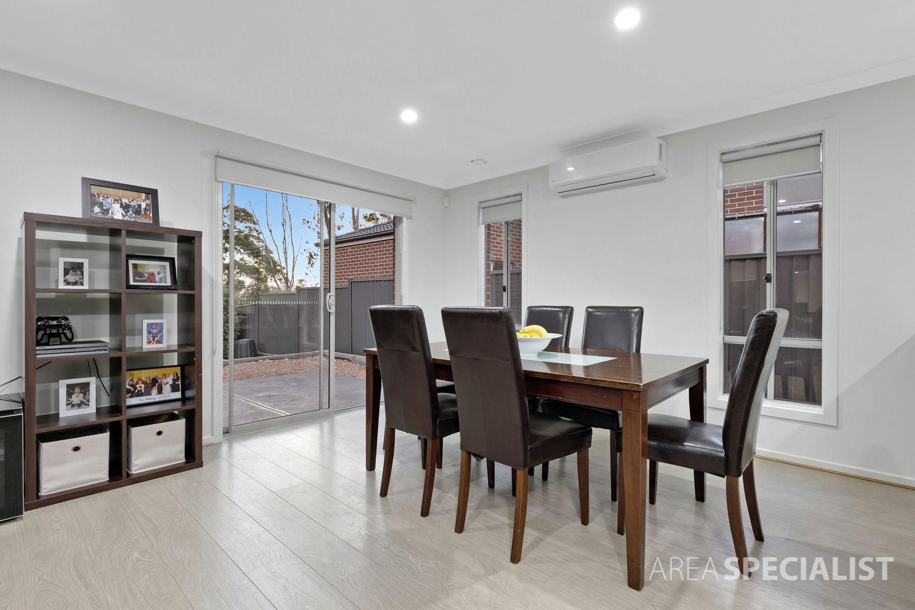 55 Jupiter Crescent, Cranbourne West, VIC 3977, Cranbourne West - Thumbnail 4