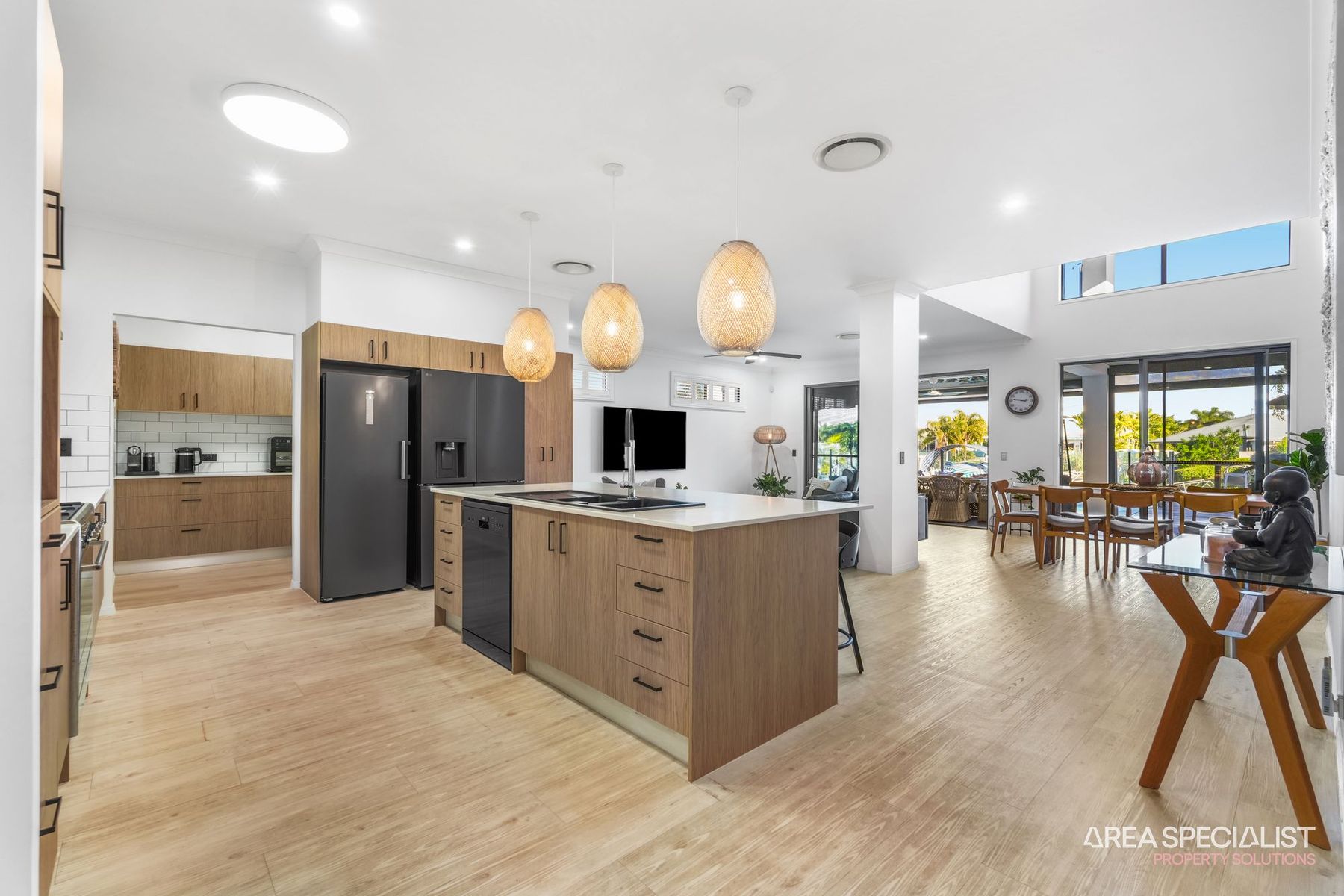 12 Sunset Place, Jacobs Well, Jacobs Well - Thumbnail 6