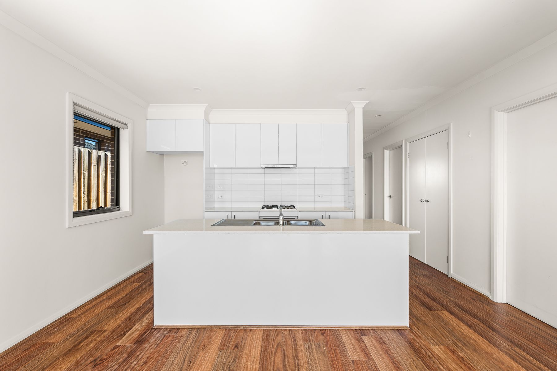 11 Cornelius Close, Melton South, VIC 3338, Melton South - Thumbnail 4