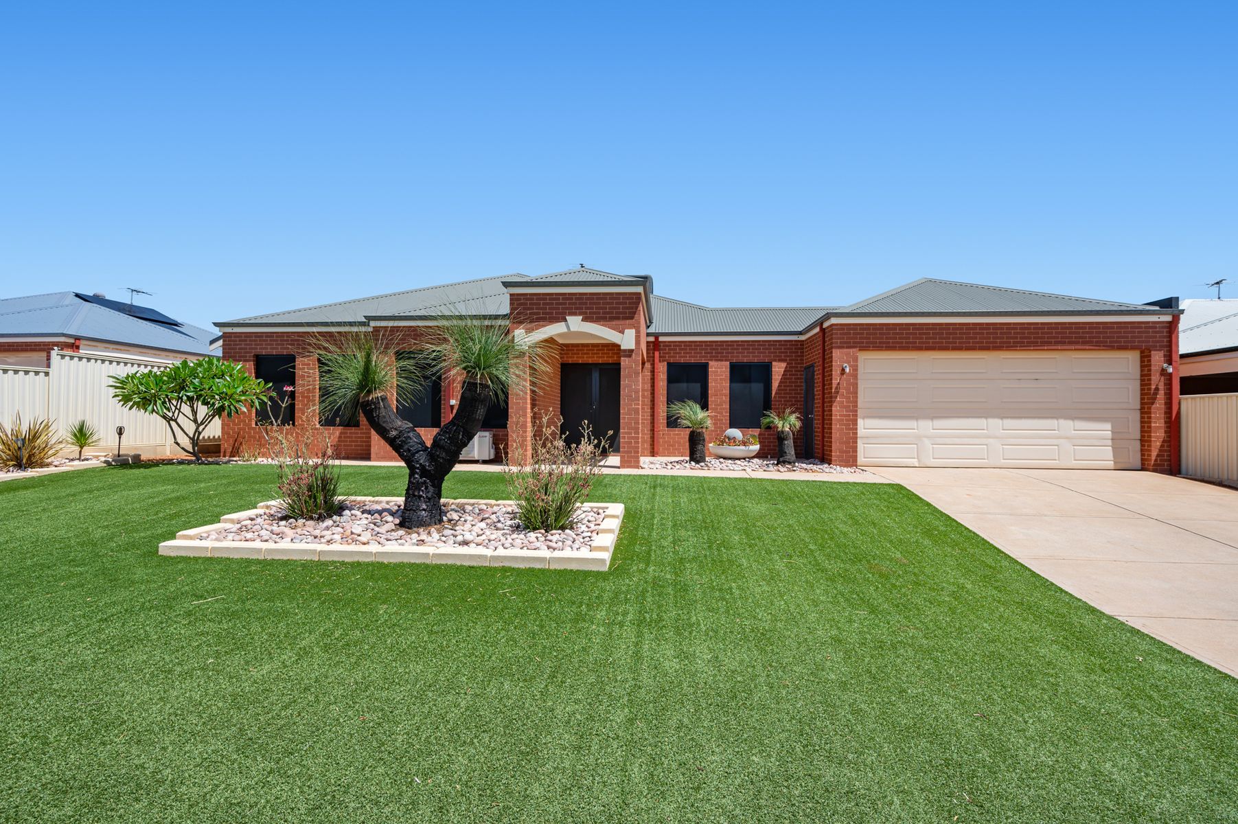 8 Matthews Way, Somerville WA 6430 - Image 1