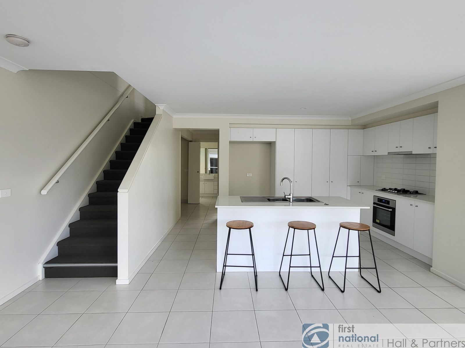 3 Serenity Street, Pakenham VIC 3810, Pakenham - Thumbnail 2