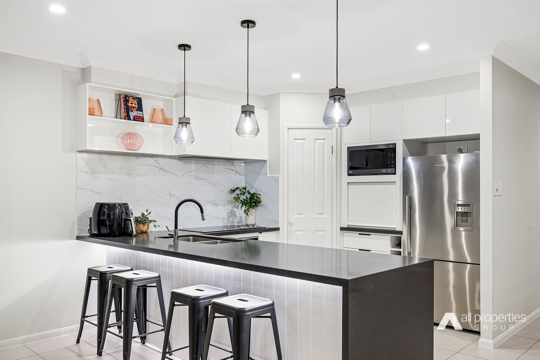 3 Tallis Street, Heritage Park QLD 4118, Heritage Park - Thumbnail 4
