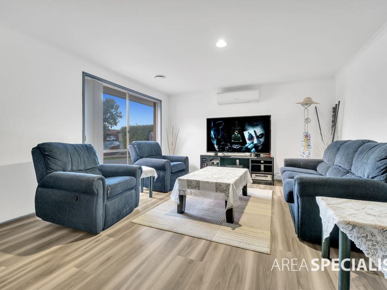 10 Newberry Retreat, Hampton Park, VIC 3976, Hampton Park - Thumbnail 3
