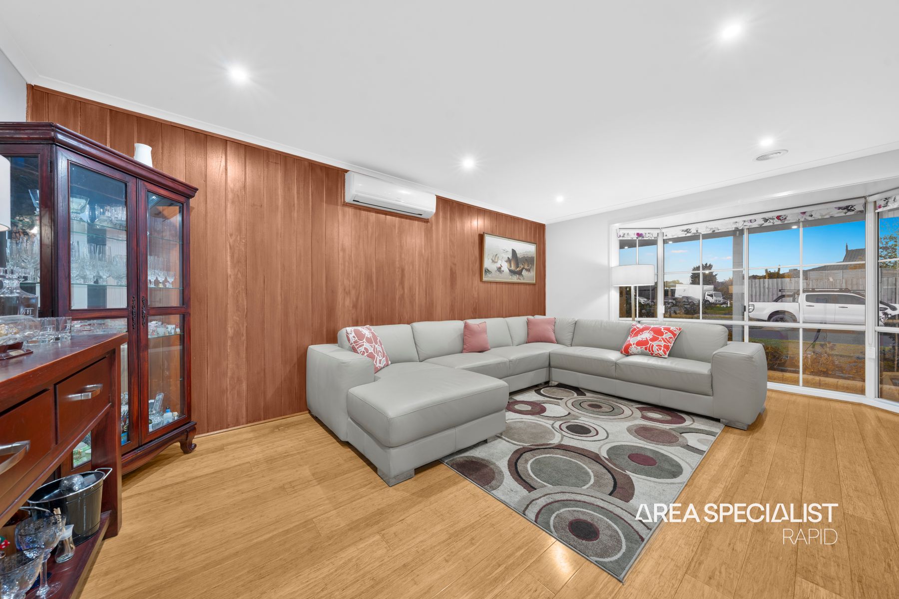 7 Scarborough Drive, Narre Warren South, VIC 3805, Narre Warren South - Thumbnail 2