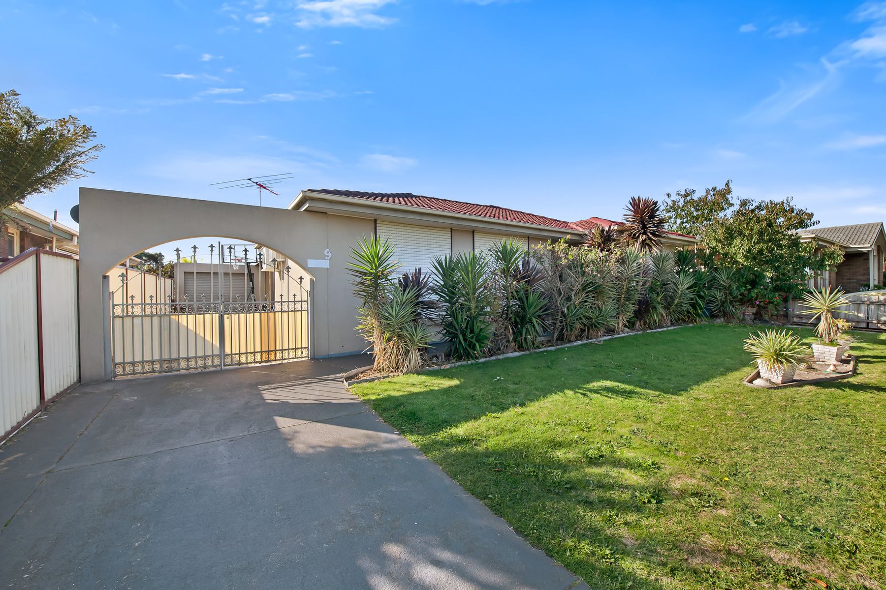 9 College Crescent, Keysborough, VIC 3173, Keysborough - Thumbnail 4