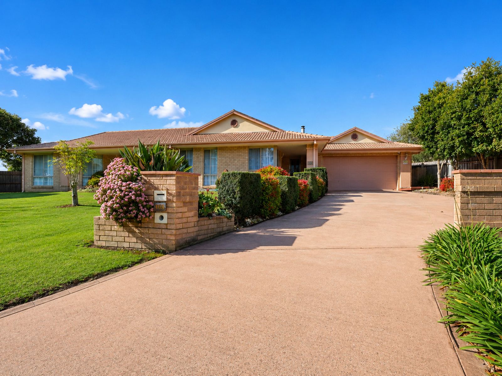 108-110 Hickox Street, Traralgon VIC 3844, Traralgon - Image 1