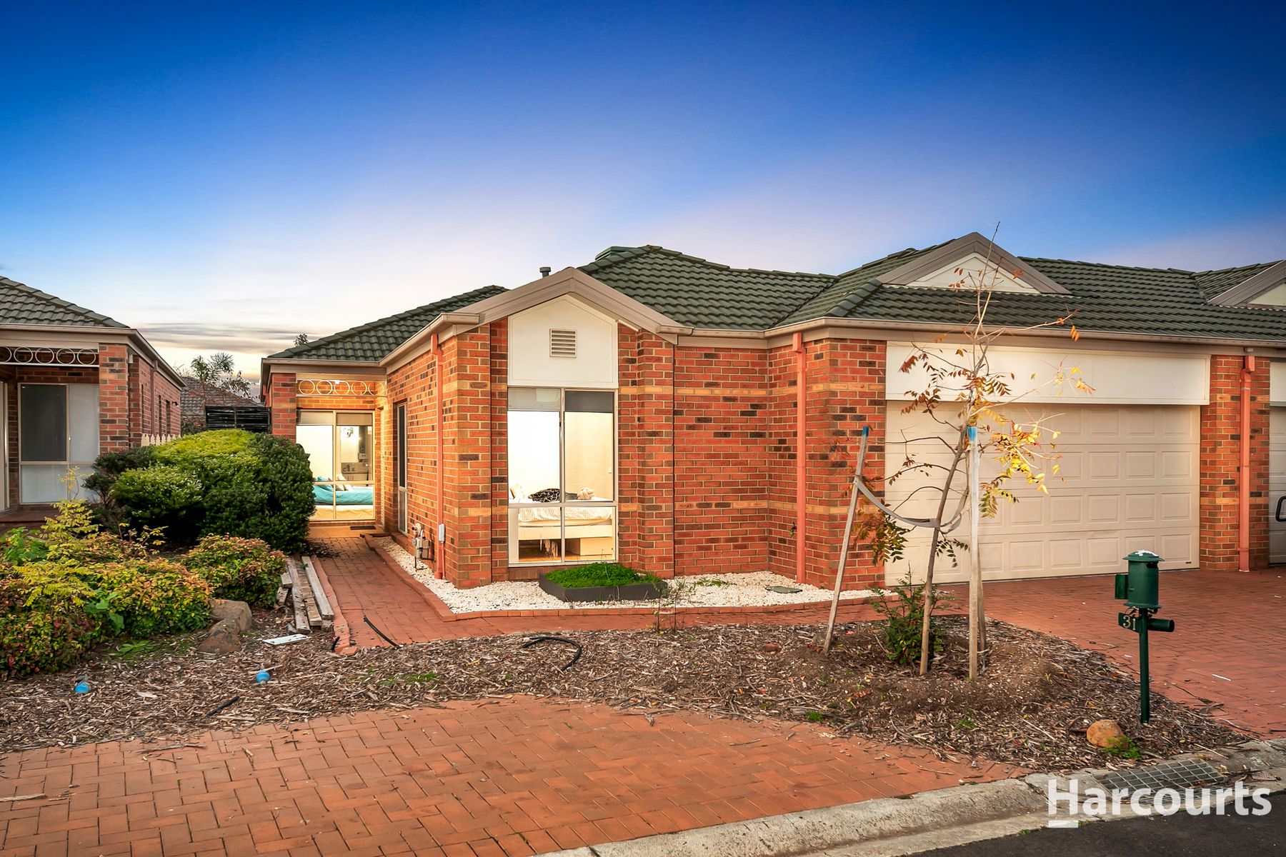 31 The Glades, Taylors Hill, VIC 3037, Taylors Hill - Thumbnail 2