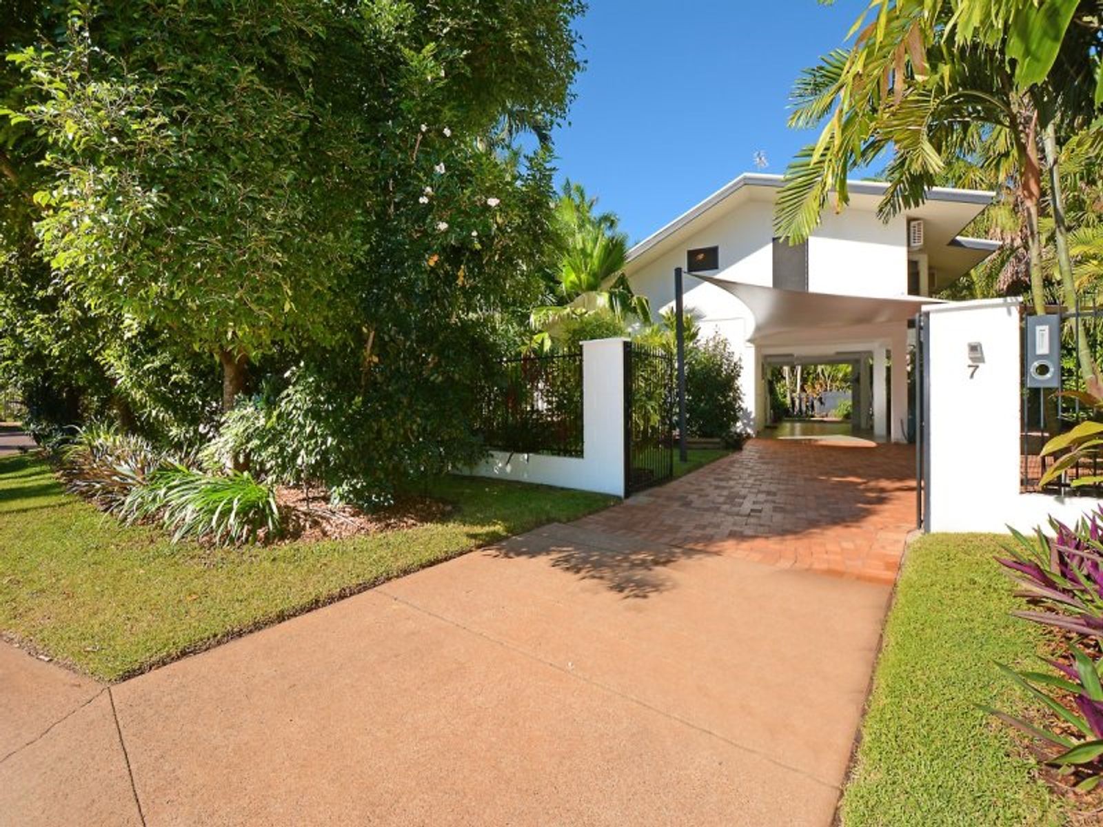 7 Eureka Court, Anula, NT 0812, Anula - Thumbnail 2