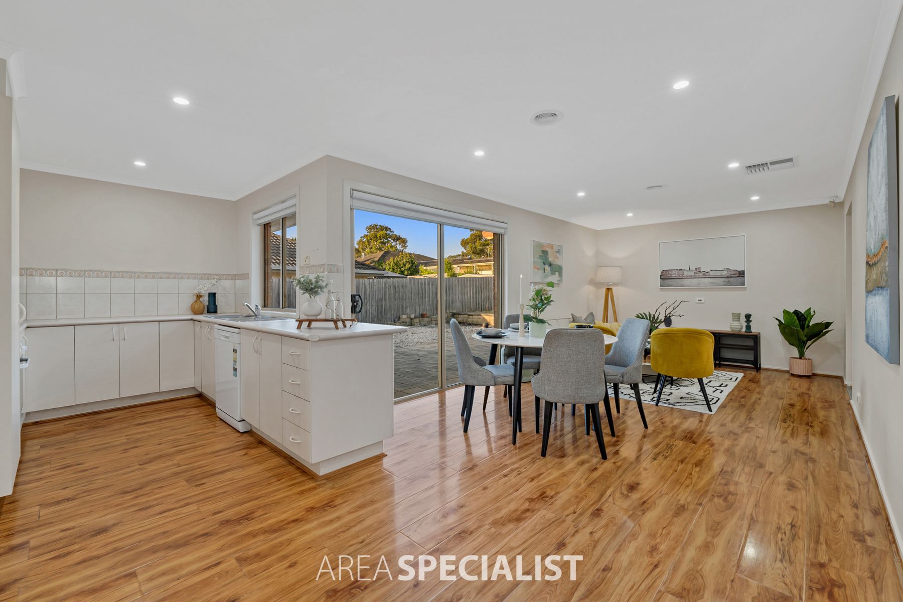 40 May Gibbs Crescent, Lynbrook, VIC 3975, Lynbrook - Thumbnail 7