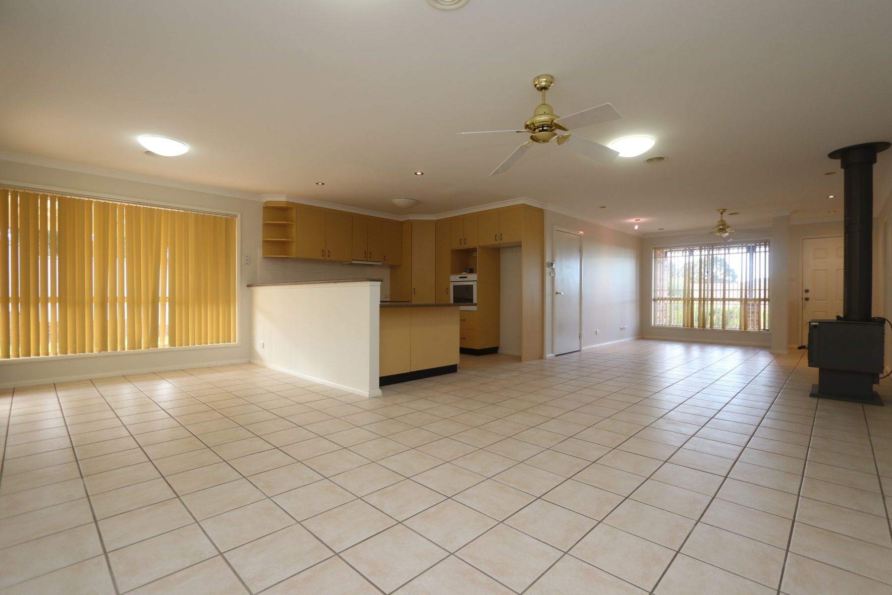 16 Ivy Lea Place, Goulburn NSW 2580, Goulburn - Thumbnail 2