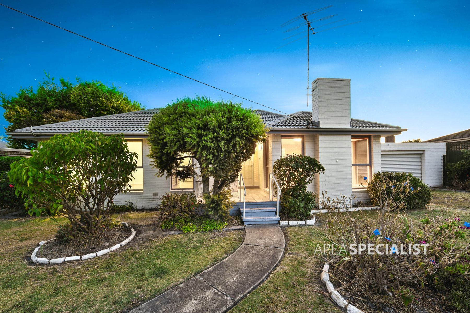 4 Somerset Drive, Keysborough, VIC 3173, Keysborough - Thumbnail 2