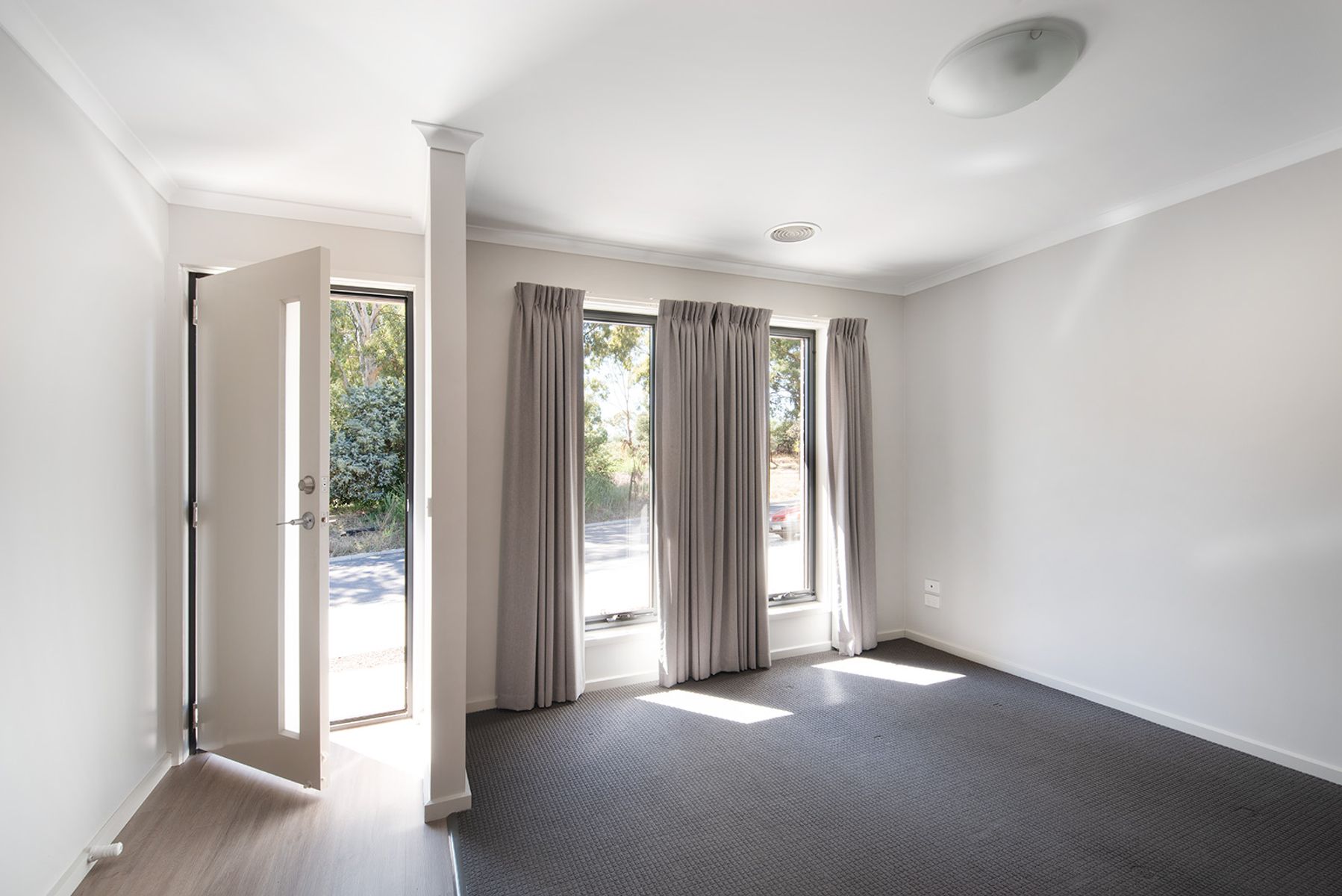 24 Andrew Street, White Hills VIC 3550, White Hills - Thumbnail 2