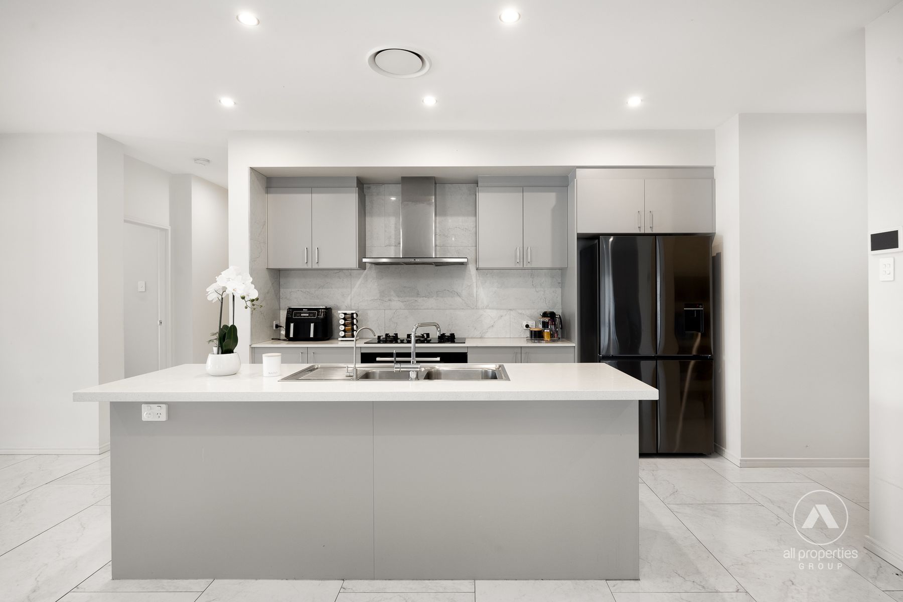 95-97 Jollytail Avenue, New Beith QLD 4124, New Beith - Thumbnail 2