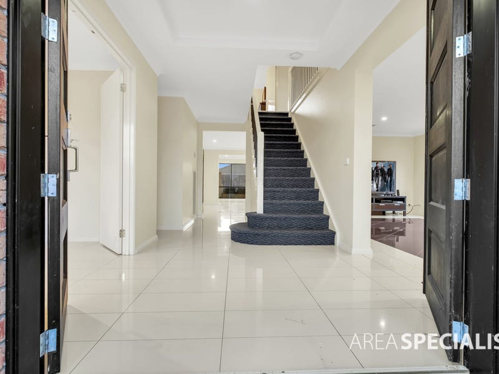 81 Sherwood Road, Narre Warren South, VIC 3805, Narre Warren South - Thumbnail 2