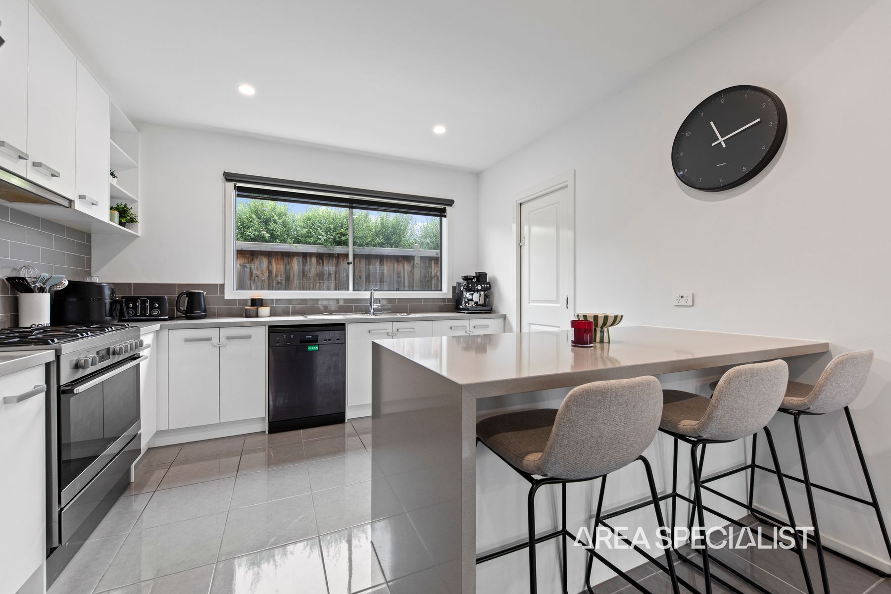 18 Franklin Avenue, Warragul, Warragul - Thumbnail 3