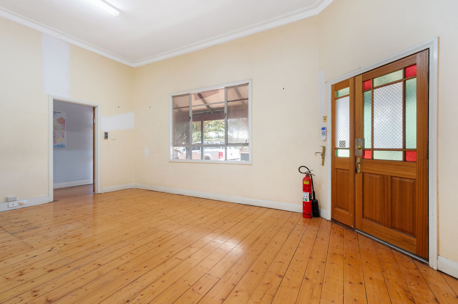 17 Dugan Street, Kalgoorlie WA 6430, Kalgoorlie - Thumbnail 3