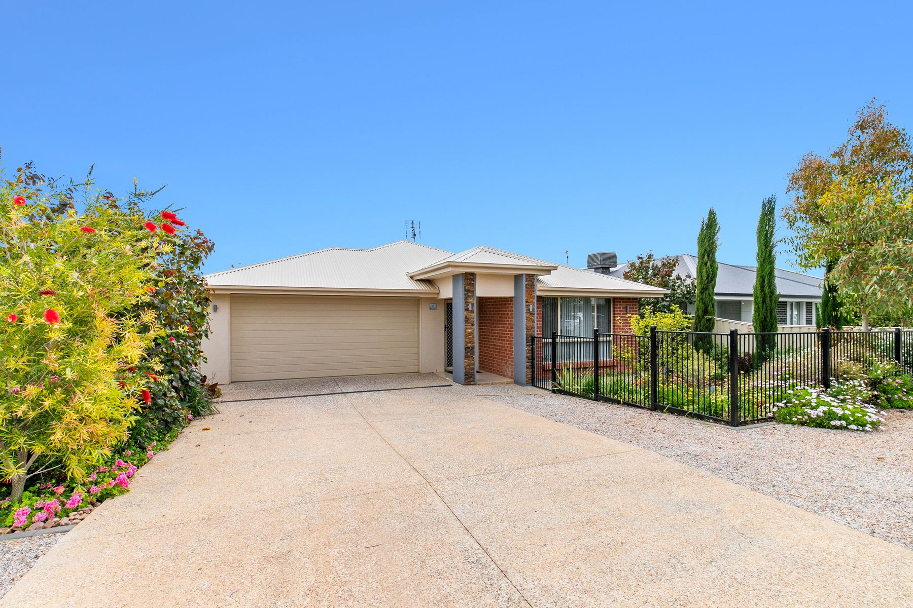 17 Daly Street, Wallaroo SA 5556, Wallaroo - Thumbnail 3