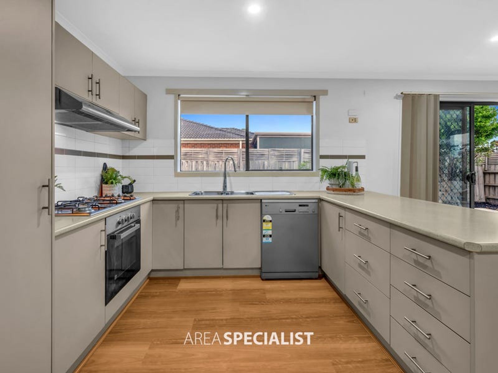 50 Domino Way, Hampton Park, VIC 3976, Hampton Park - Thumbnail 7