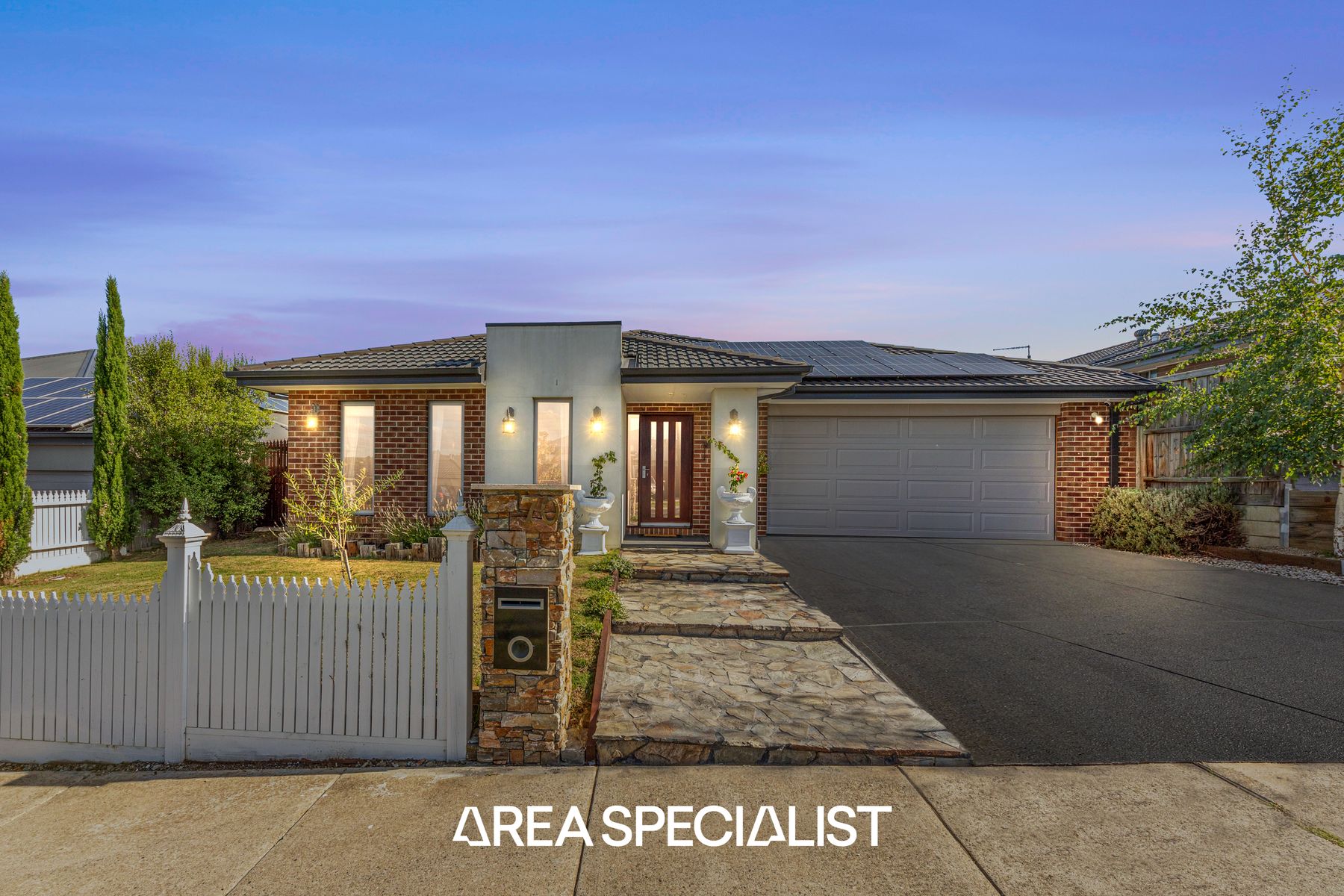 70 Superior Waters, Pakenham, VIC 3810, Pakenham - Thumbnail 2