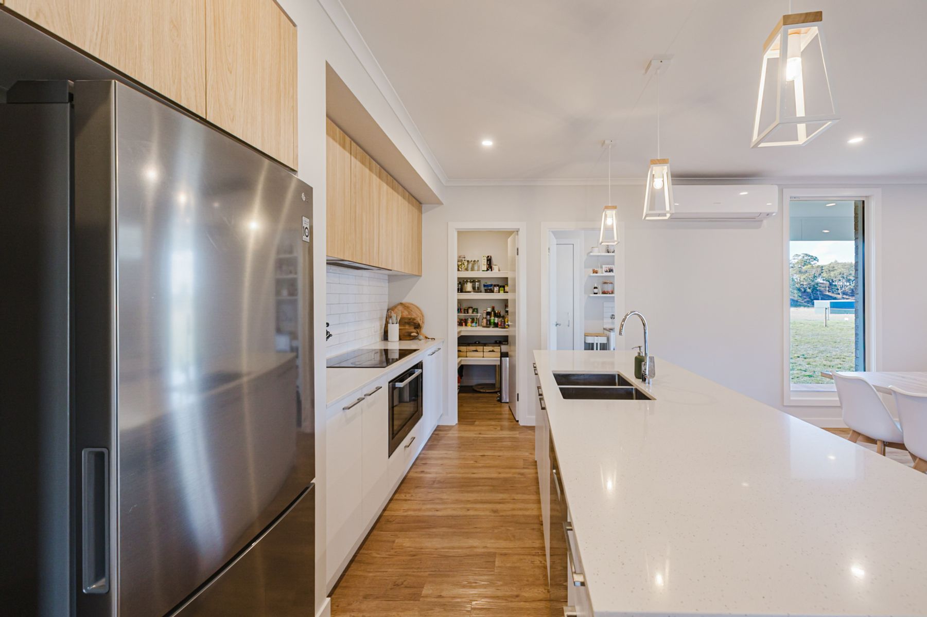 015 Open2view ID947178 1082 Old Melbourne Road