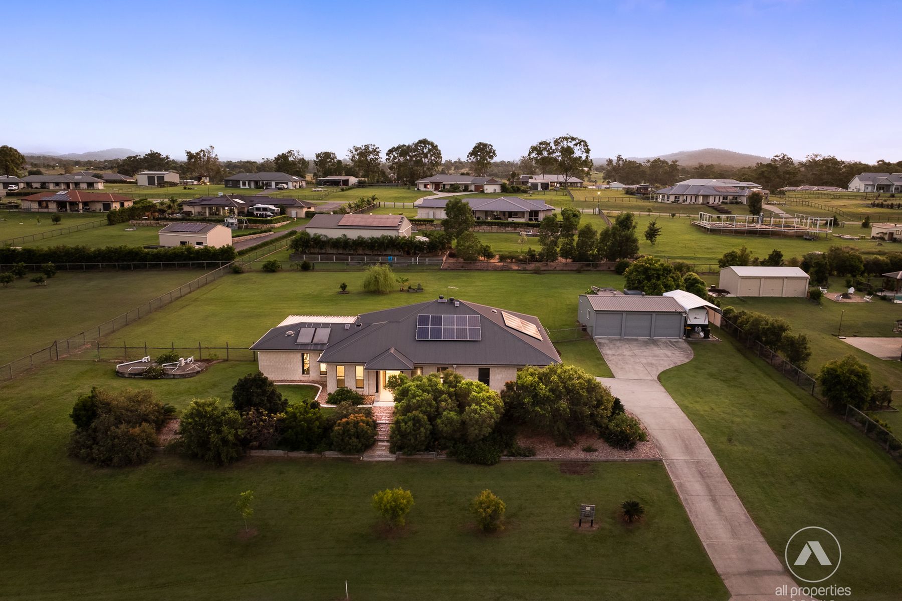10-12 Riemore Circuit, Tamborine QLD 4270, Tamborine - Thumbnail 2