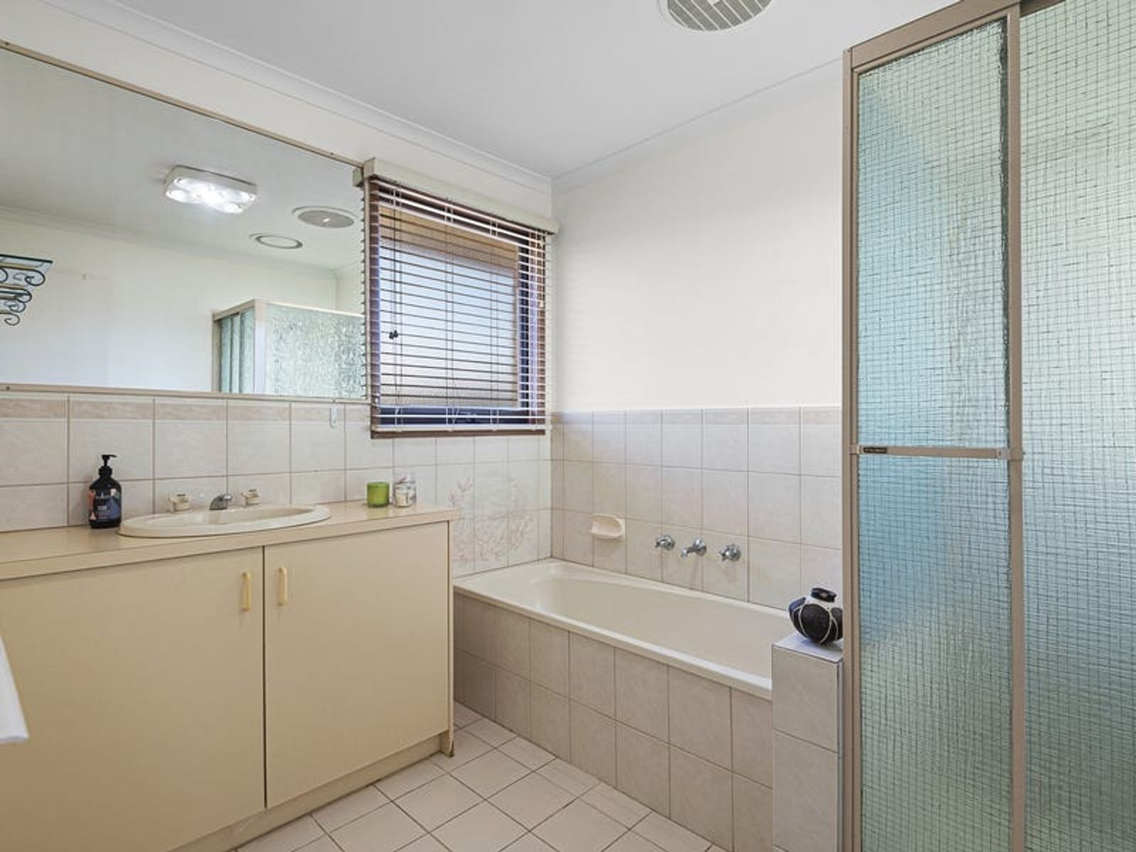 5 Caldwell Close, Endeavour Hills, VIC 3802, Endeavour Hills - Thumbnail 8