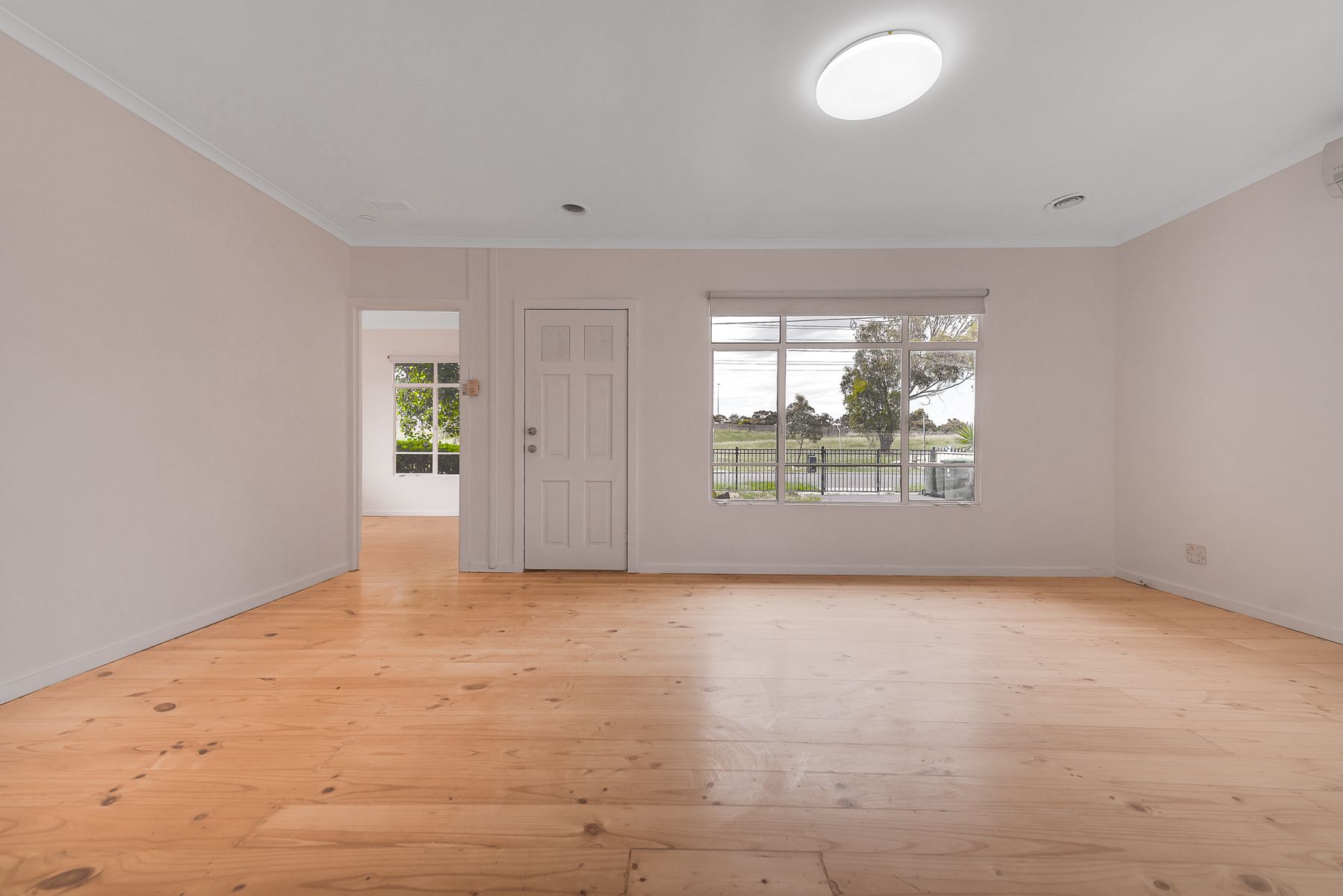 157 View Street, Glenroy, Glenroy - Thumbnail 2