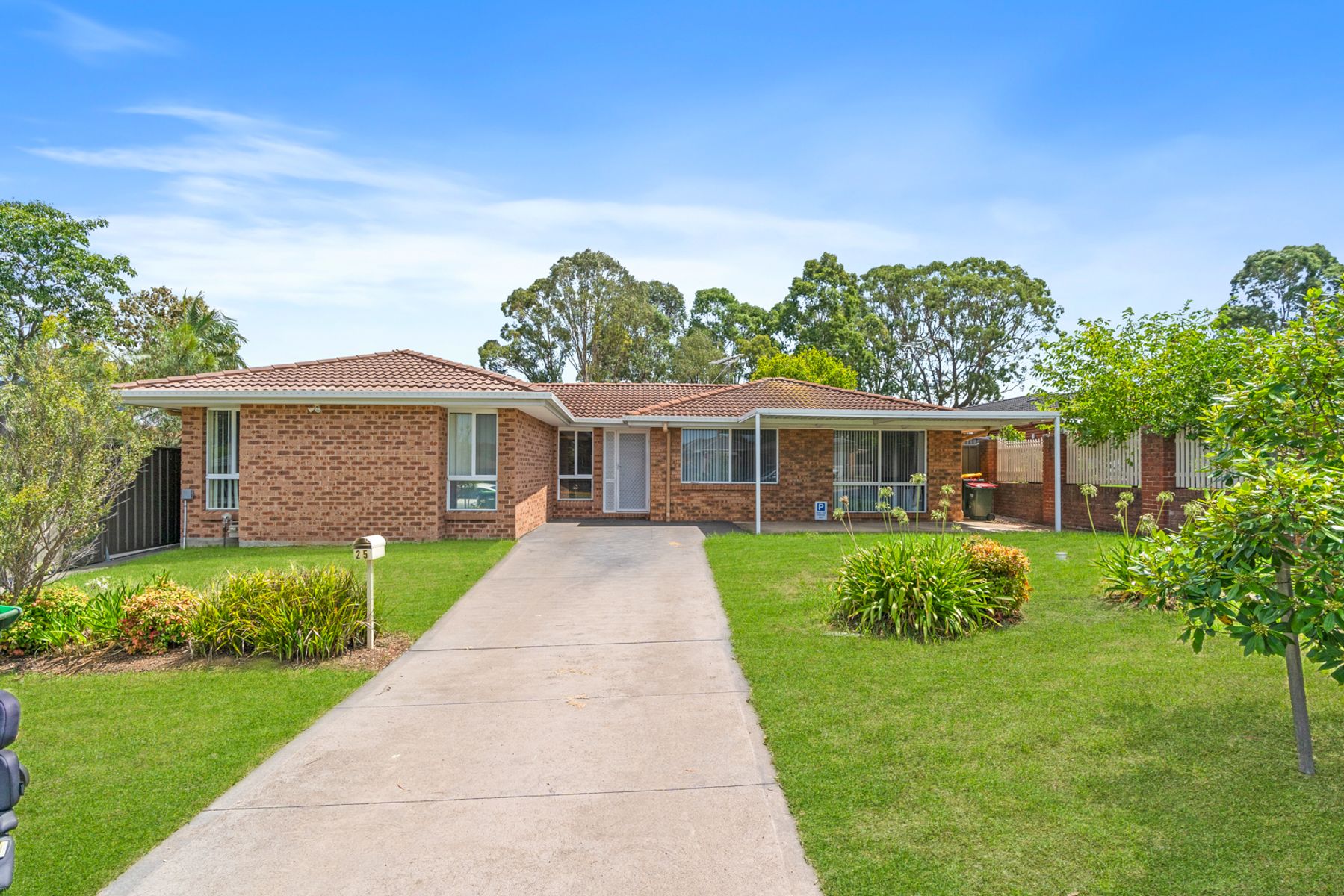 25 Sebastian Avenue, Rosemeadow NSW 2560, Rosemeadow - Image 1