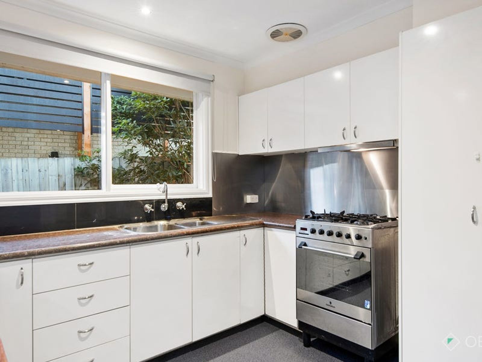 9 Rossiter Avenue, Endeavour Hills, VIC 3802, Endeavour Hills - Thumbnail 3