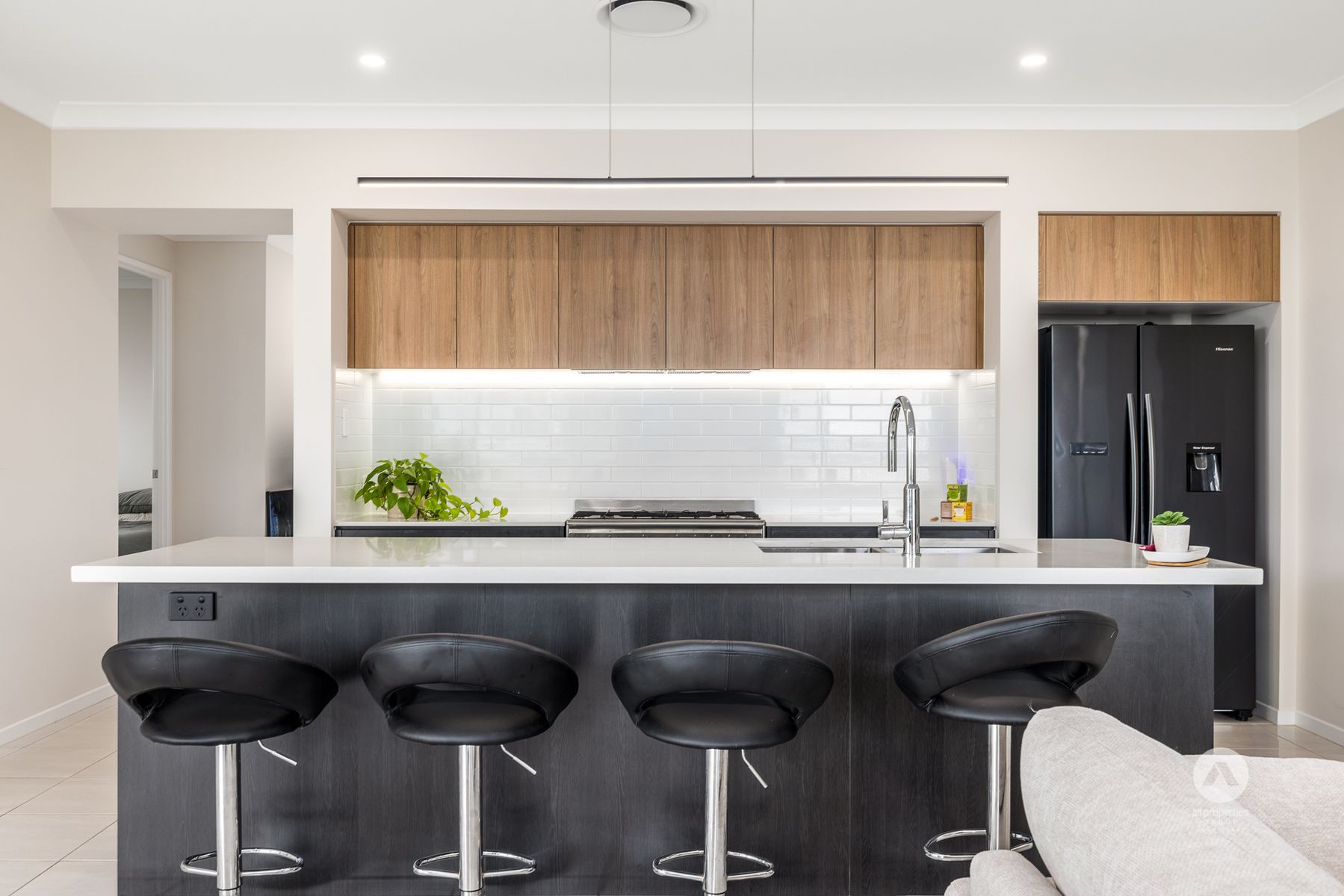 15 Remarkable Street, Pimpama QLD 4209, Pimpama - Thumbnail 4
