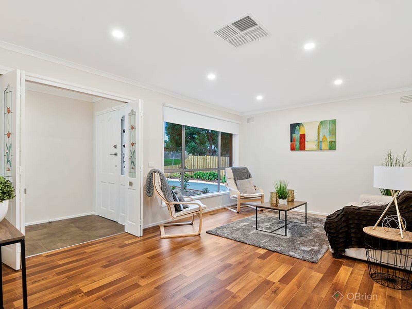 172 James Cook Drive, Endeavour Hills, VIC 3802, Endeavour Hills - Thumbnail 2