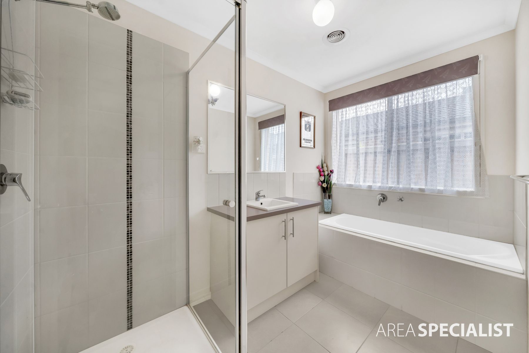 48 Linden Tree Way, Cranbourne North, VIC 3977, Cranbourne North - Thumbnail 8