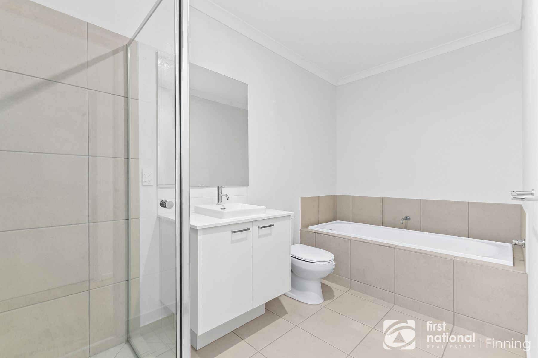 15 Hibiya Way, Clyde North VIC 3978, Clyde North - Thumbnail 7