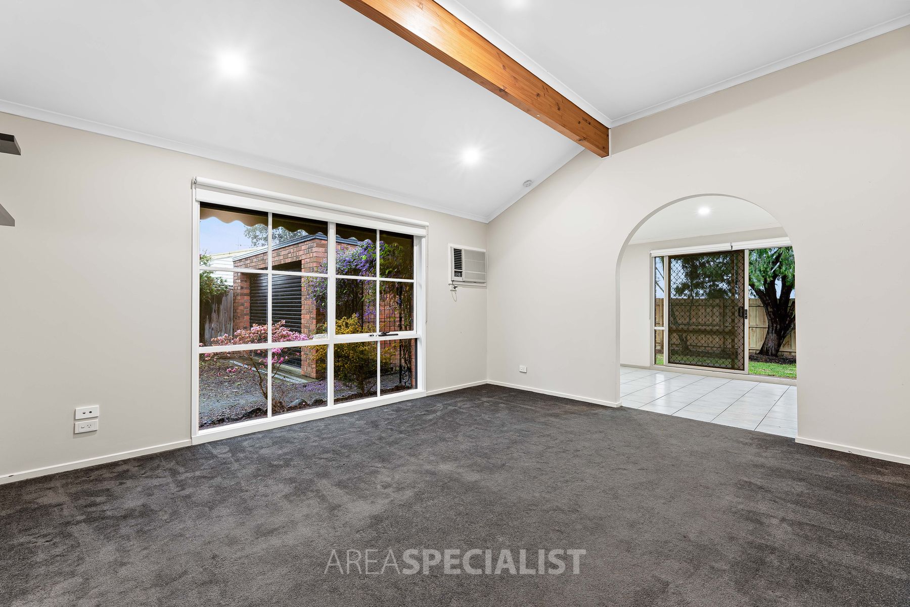 39 Willow Drive, Hampton Park, VIC 3976, Hampton Park - Thumbnail 3