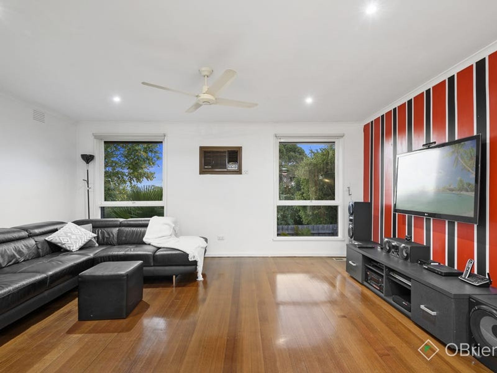 11 Daniel Solander Drive, Endeavour Hills, VIC 3802, Endeavour Hills - Thumbnail 4
