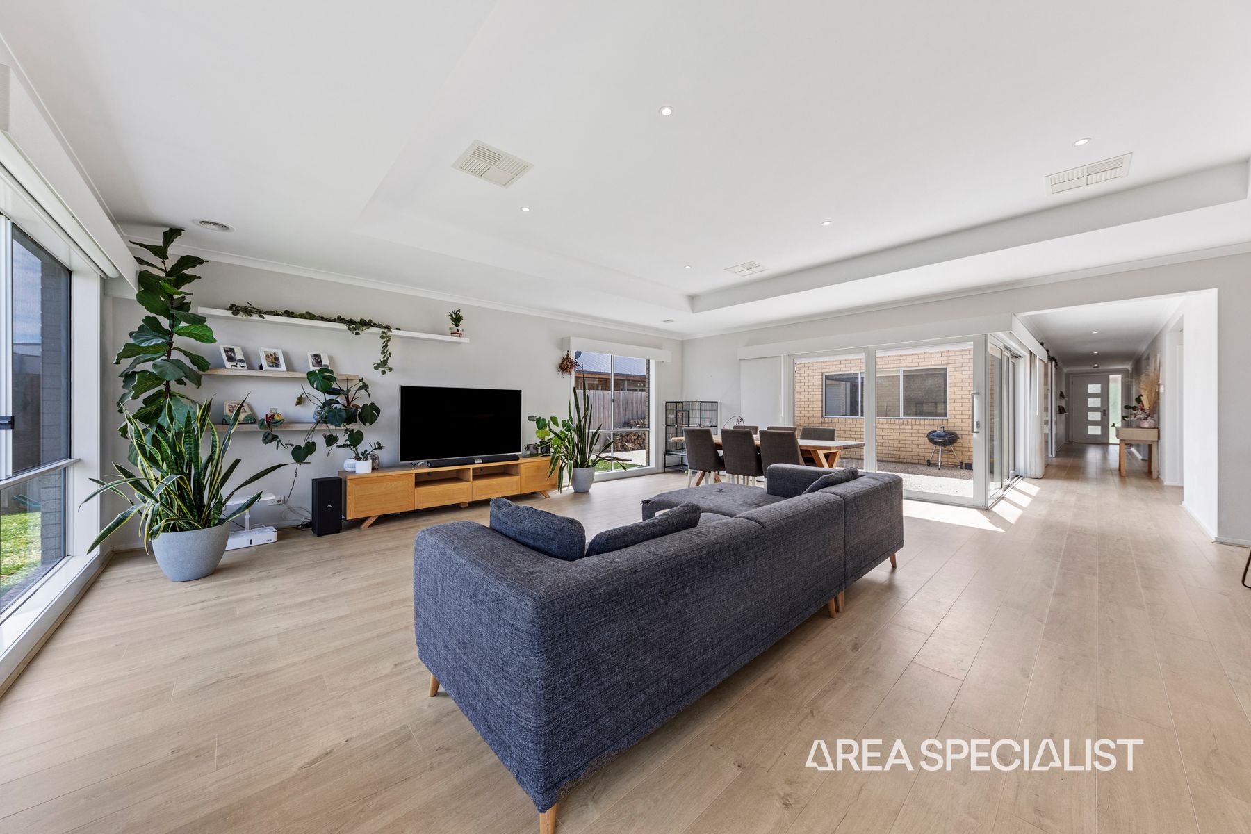 7 Emerald Crescent, Koo Wee Rup, VIC 3981, Koo Wee Rup - Thumbnail 4