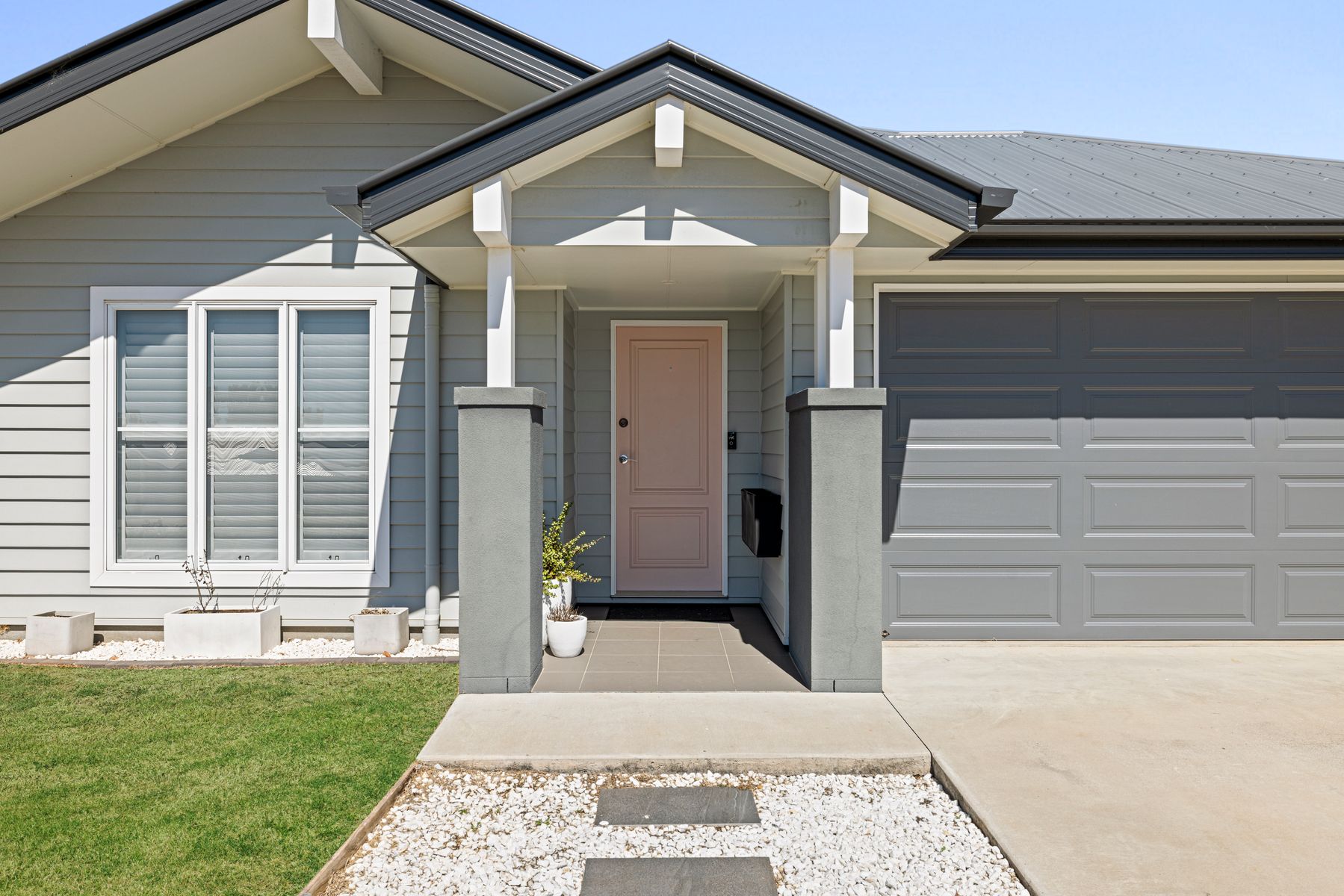 10 Lapwing Crescent, Meringandan West QLD 4352, Meringandan West - Thumbnail 2