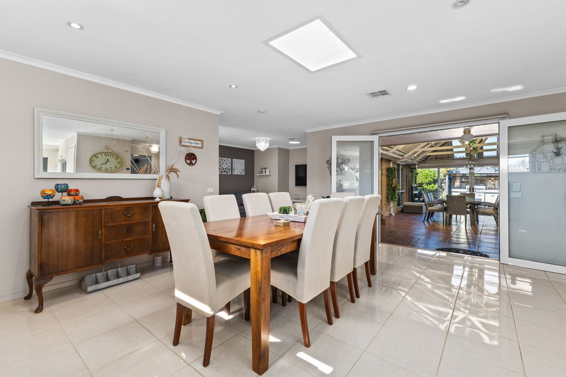 24 Swallow Grove, Traralgon VIC 3844, Traralgon - Thumbnail 3