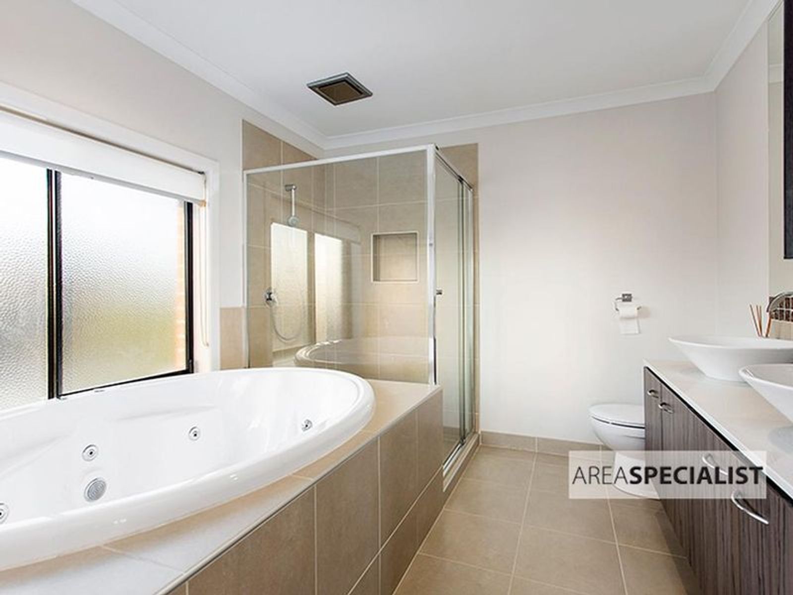 21 Juneberry Drive, Keysborough, VIC 3173, Keysborough - Thumbnail 5
