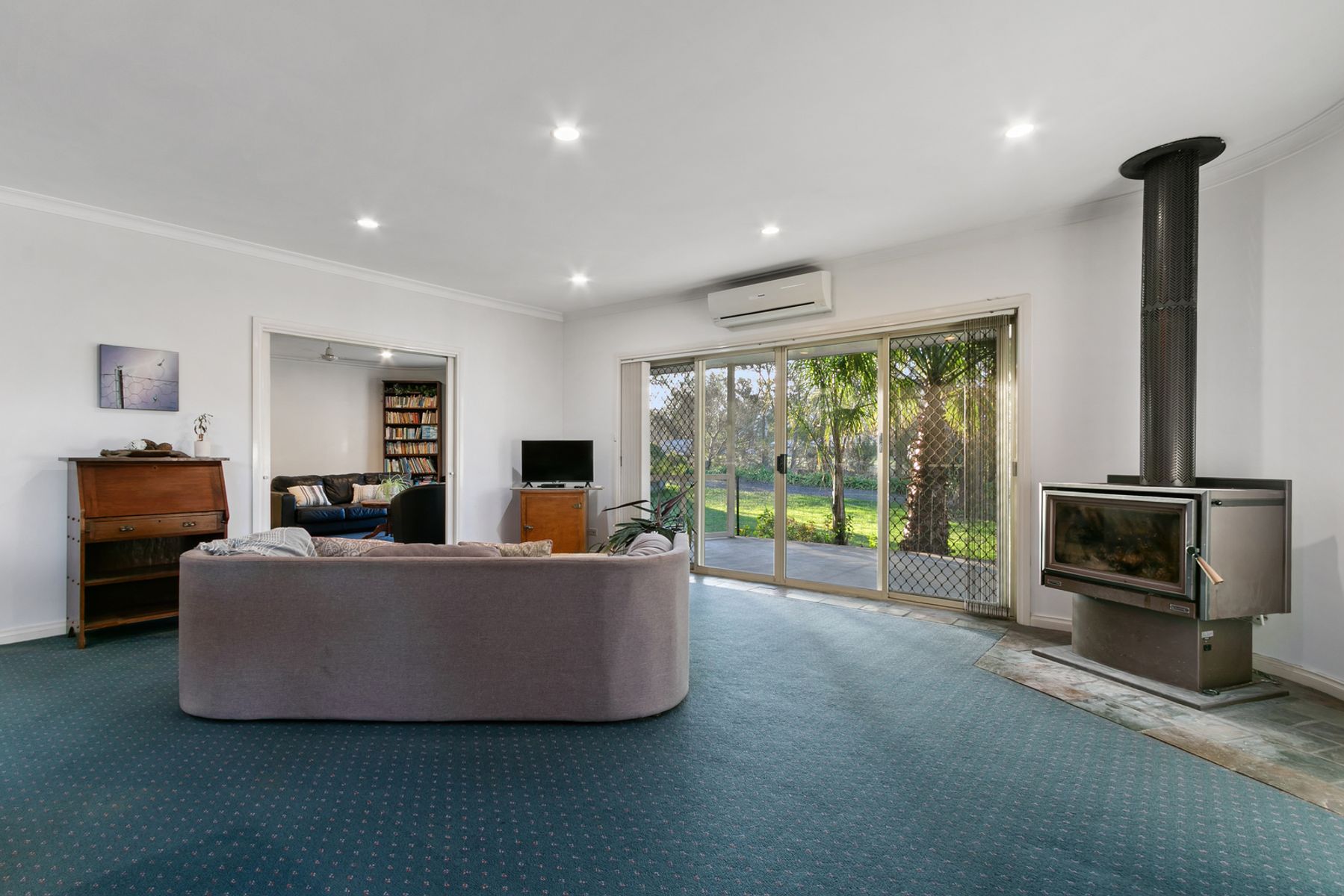 027 Open2view ID953560 2 Negoura Court   Traralgon