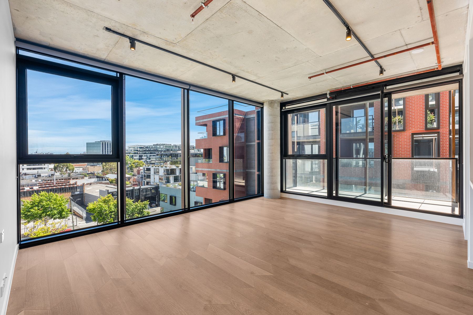 707/5 Wominjeka Walk, West Melbourne, VIC 3003, West Melbourne - Thumbnail 2