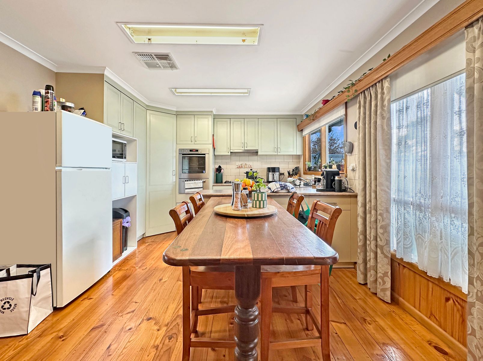 35 Powlett Street, Carisbrook VIC 3464, Carisbrook - Thumbnail 3